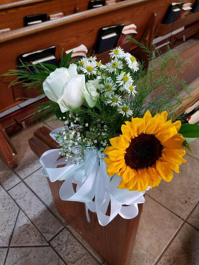 Sunflower Aisle Accent